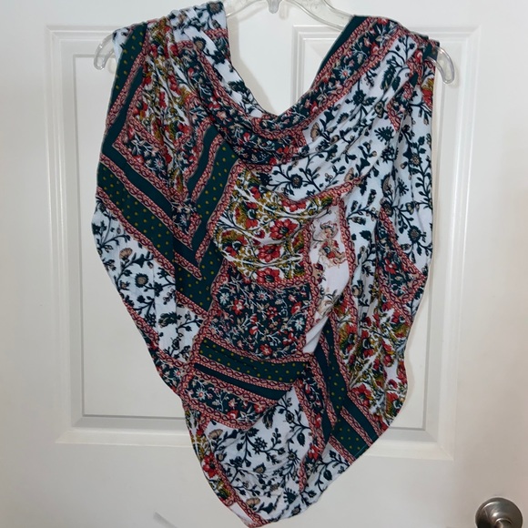 Multi-colored kimono - Picture 2 of 2